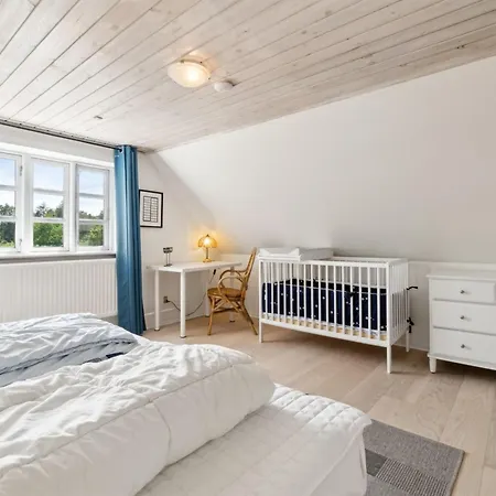 Dom wakacyjny Ieva - 3-9km From The Sea By Interhome *
