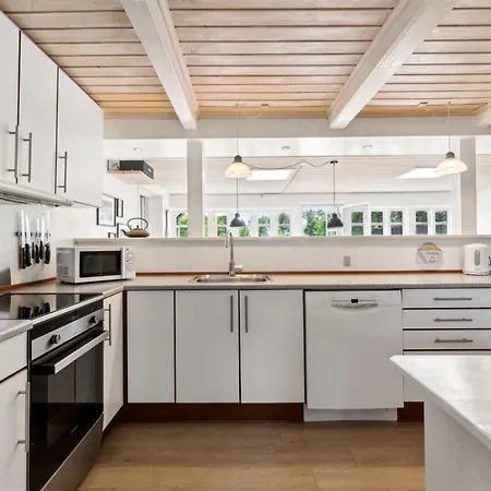 Ieva - 3-9km From The Sea By Interhome *